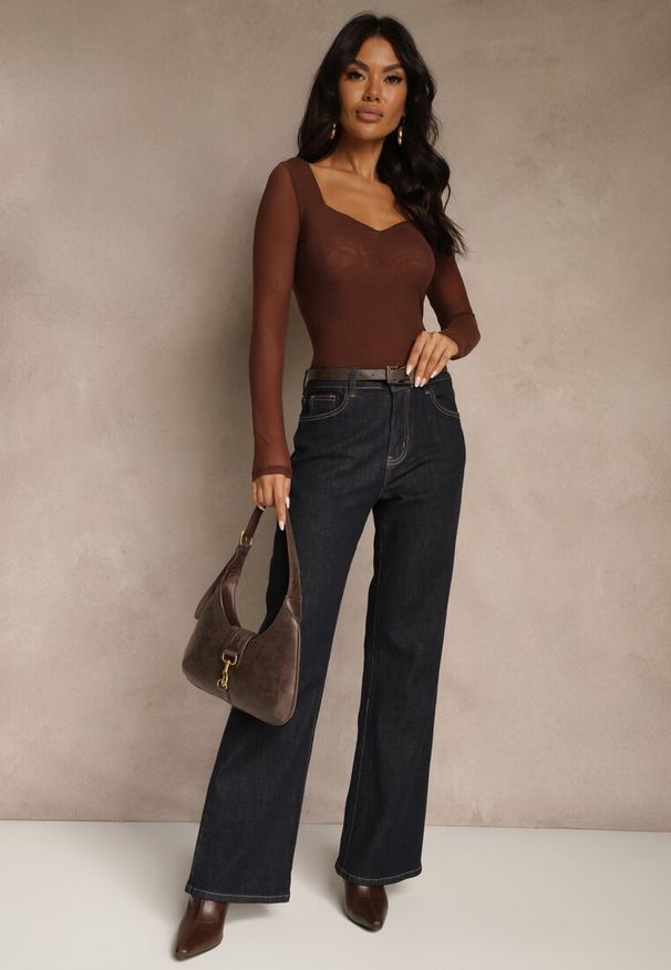 Renee - Brązowa Bluzka Longsleeve z Siateczki z Wiskozą z Dekoltem w Serce Elinevia. Kolor: brązowy. Materiał: wiskoza. Długość rękawa: długi rękaw