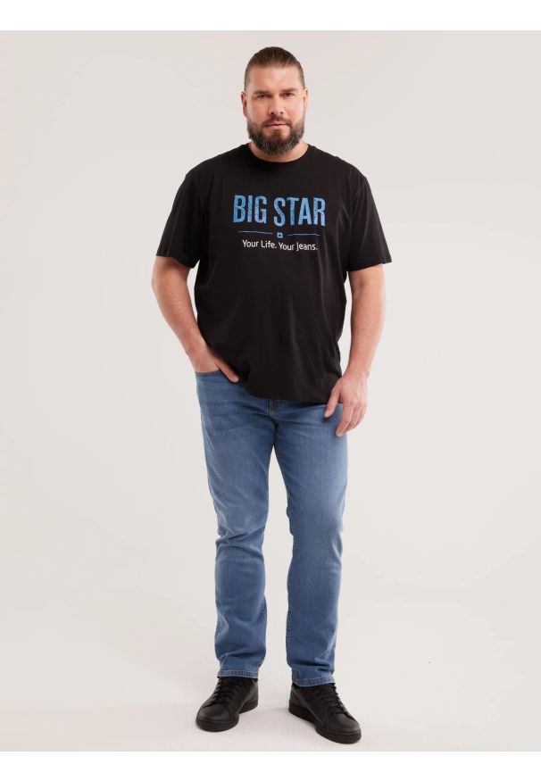 Big-Star - Jeansy męskie dopasowane z przetarciami niebieskie Tobias 367. Okazja: na co dzień. Stan: obniżony. Kolor: niebieski. Styl: klasyczny, sportowy, casual