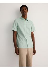 Reserved - Koszula regular fit z lnem - jasnozielony. Kolor: zielony. Materiał: len #1