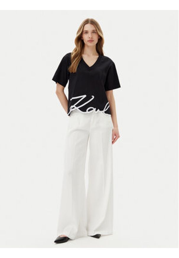 Karl Lagerfeld - KARL LAGERFELD T-Shirt A2W17104 Czarny Relaxed Fit. Typ kołnierza: dekolt w karo. Kolor: czarny. Materiał: bawełna
