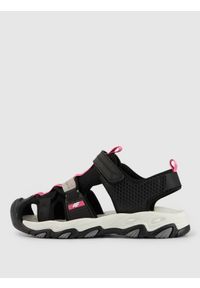 4f - 4F Sandały SVING dziewczęce - czarne 33. Okazja: na co dzień, na spacer. Zapięcie: rzepy. Kolor: czarny. Materiał: syntetyk, guma. Sezon: lato. Styl: casual #1
