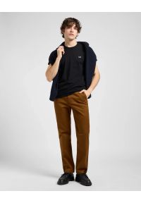 Lee - MESKIE SPODNIE LEE REGULAR CHINO QUAIL BROWN 112370608 #5