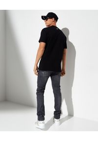 Philipp Plein - PHILIPP PLEIN - Ciemnoszare spodnie jeansowe Straight Super Cut. Kolor: szary. Wzór: aplikacja, haft. Styl: klasyczny #3