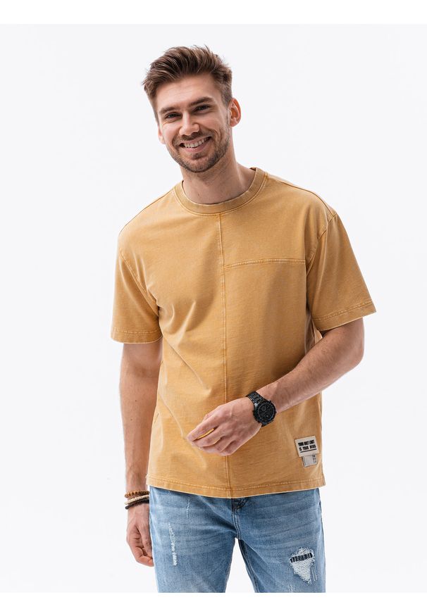 Ombre Clothing - T-shirt męski bawełniany S1379 - musztardowy - XXL. Kolor: żółty. Materiał: bawełna. Długość: krótkie. Wzór: geometria