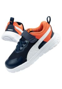 Buty Puma Evolve Run Jr 386240 02 niebieskie. Zapięcie: rzepy. Kolor: niebieski. Materiał: materiał, guma. Szerokość cholewki: normalna. Sport: bieganie