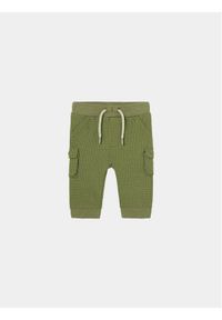 Mayoral Spodnie dresowe 2.518 Zielony Regular Fit. Kolor: zielony. Materiał: bawełna #1