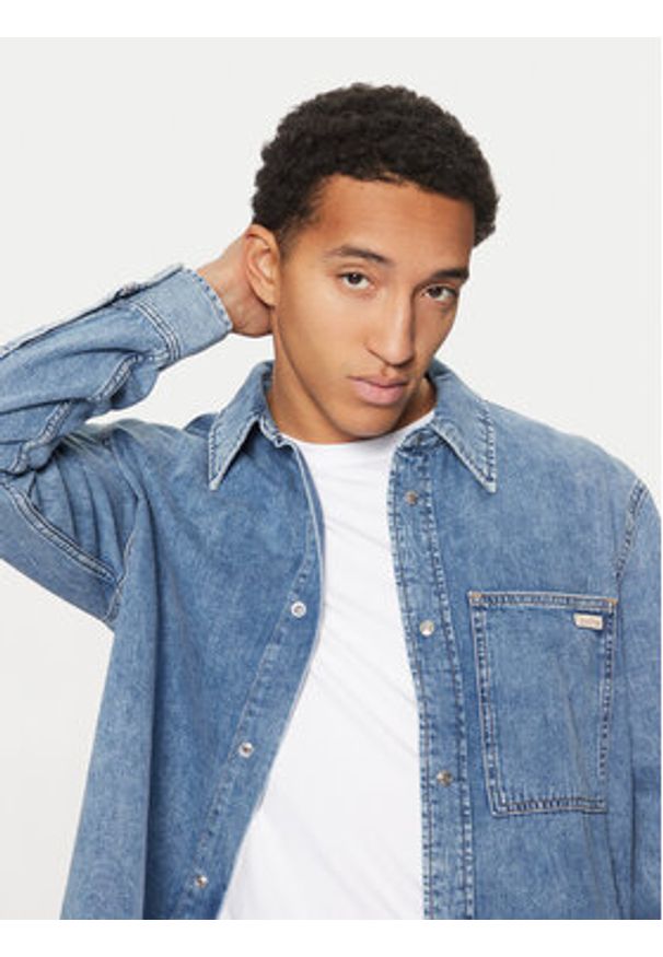 Calvin Klein Jeans Koszula jeansowa J30J326561 Niebieski Regular Fit. Kolor: niebieski. Materiał: bawełna