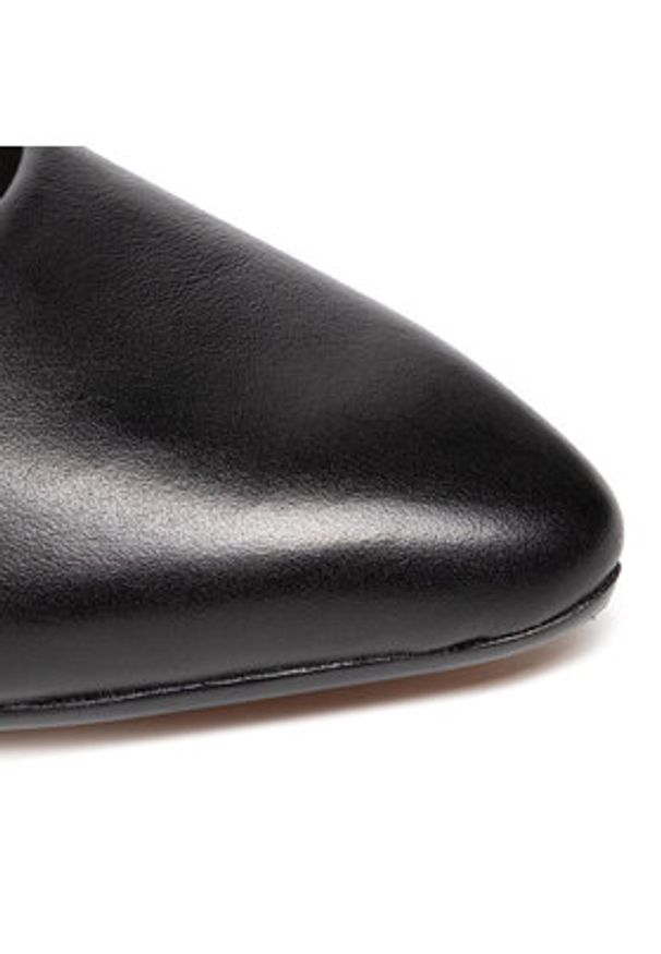 Clarks Półbuty Linvale Jerica 261372084 Czarny. Kolor: czarny. Materiał: skóra