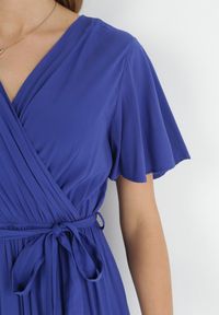 Born2be - Granatowa Rozkloszowana Sukienka Maxi z Wiązanym Paskiem Japhelia. Kolor: niebieski. Materiał: materiał. Styl: klasyczny. Długość: maxi #7