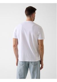 Guess T-Shirt 182676 Biały Classic Fit. Kolor: biały #3