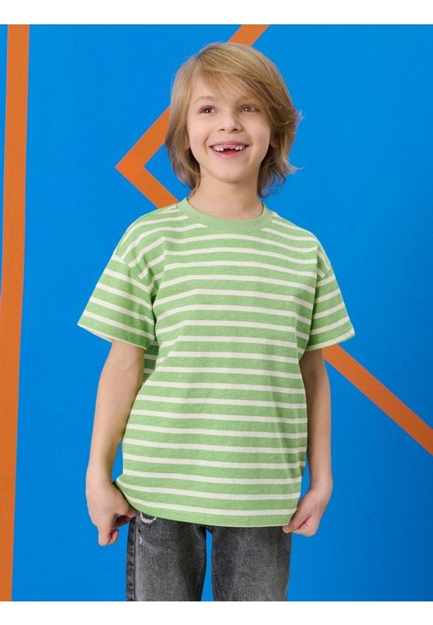 Sinsay - Koszulka w paski - zielony. Kolor: zielony. Wzór: paski