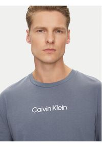 Calvin Klein T-Shirt Hero K10K111346 Szary Regular Fit. Kolor: szary. Materiał: bawełna