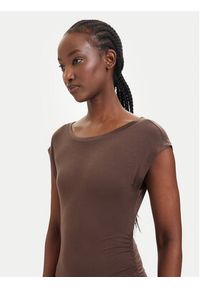 Vero Moda Sukienka koktajlowa Sarah 10346941 Brązowy ciemny Slim Fit. Kolor: brązowy. Materiał: lyocell. Styl: wizytowy #4