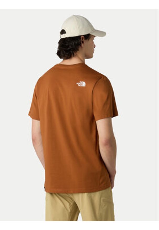 The North Face T-Shirt Easy NF0A8A6C Pomarańczowy Regular Fit. Kolor: pomarańczowy. Materiał: bawełna