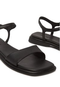 Vagabond Shoemakers Sandały Izzy 5913-001-20 Czarny. Kolor: czarny. Materiał: skóra