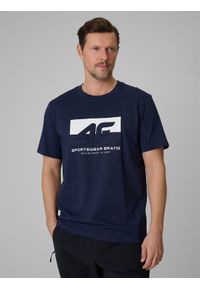 4f - 4F T-shirt regular z nadrukiem męski - granatowy S. Okazja: na co dzień. Kolor: niebieski. Materiał: bawełna, materiał, dzianina. Wzór: nadruk. Styl: casual #1