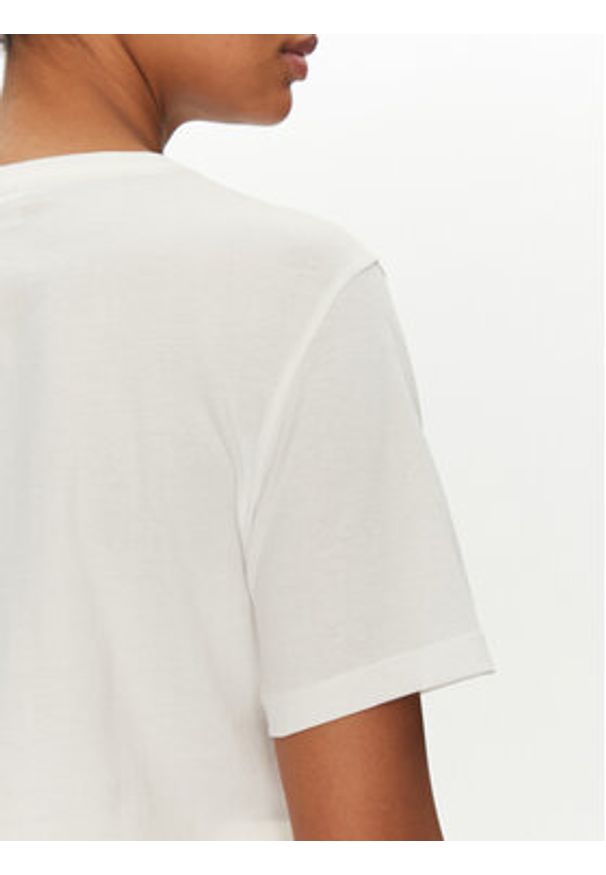 Vila T-Shirt Sybil 14108062 Biały Regular Fit. Kolor: biały. Materiał: bawełna