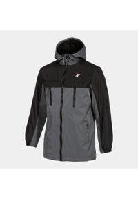 Kurtka anorak przeciwdeszczowa męska Joma Explorer z kapturem polarowa podszewka. Typ kołnierza: kaptur. Kolor: czarny, szary, brązowy, wielokolorowy. Materiał: polar. Sport: turystyka piesza