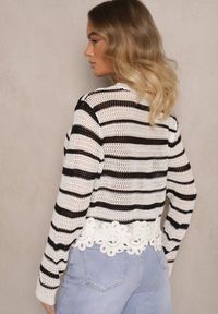 Renee - Biało-Czarny Krótki Sweter z Koronką i Ażurowym Wzorem Sovavia. Okazja: na co dzień. Kolor: biały. Materiał: koronka. Długość: krótkie. Wzór: ażurowy, koronka. Styl: elegancki, casual #5