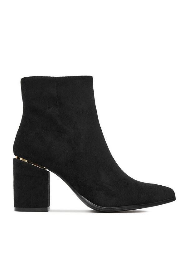 Botki DeeZee. Kolor: czarny