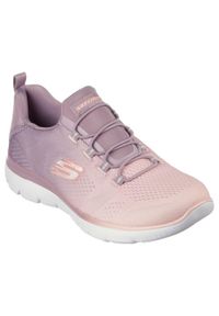 skechers - Damskie SUMMITS BRIGHT CHARMER Sneakersy Jasny fiolet. Kolor: fioletowy. Materiał: poliester, materiał. Szerokość cholewki: normalna. Wzór: nadruk, kolorowy