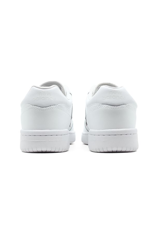 Buty unisex New Balance BB480L3W – białe. Okazja: na co dzień. Kolor: biały. Materiał: skóra, materiał, dresówka. Szerokość cholewki: normalna. Sport: turystyka piesza