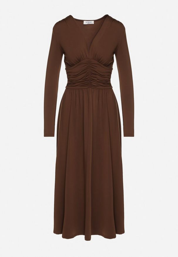 Born2be - Brązowa Marszczona Sukienka Taliowana z Wiskozą z Dekoltem V i Długim Rękawem Emirie. Okazja: na spotkanie biznesowe, na co dzień. Typ kołnierza: dekolt w kształcie V. Kolor: brązowy. Materiał: wiskoza. Długość rękawa: długi rękaw. Styl: casual, biznesowy