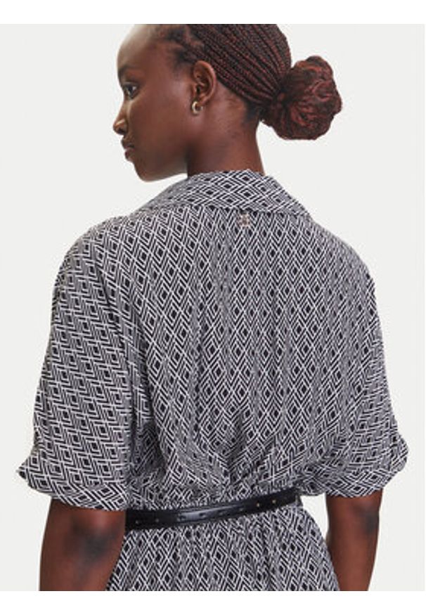 Fracomina Sukienka codzienna FR25SD2012W413O9 Czarny Regular Fit. Okazja: na co dzień. Kolor: czarny. Materiał: syntetyk. Typ sukienki: proste. Styl: casual