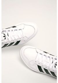 adidas Originals - Buty skórzane Team Court. Nosek buta: okrągły. Zapięcie: sznurówki. Kolor: biały. Materiał: skóra #4