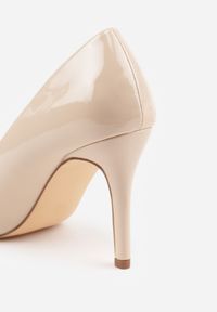 Renee - Beżowe Szpilki Lakierowane w Klasycznym Stylu Rotina. Kolor: beżowy. Materiał: lakier. Obcas: na szpilce. Styl: klasyczny #8
