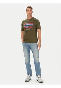 Napapijri T-Shirt S-Flag Tiki Ss NP0A8A6IG1F1 Zielony ciemny Regular Fit. Kolor: zielony. Materiał: bawełna #4
