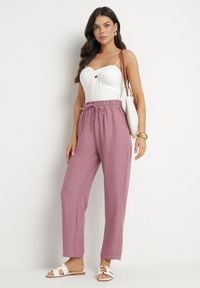 Born2be - Jasnofioletowe Spodnie z Wysokim Stanem i Gumką w Talii Savisse. Okazja: na co dzień. Stan: podwyższony. Kolor: fioletowy. Styl: elegancki, casual