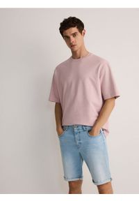 Reserved - Denimowe szorty slim - niebieski. Kolor: niebieski. Materiał: denim #1