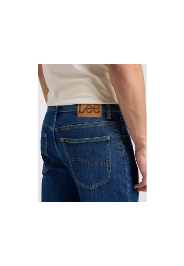 Lee - MESKIE SPODNIE JEANSOWE LEE BROOKLYN STRAIGHT MID STONEWASH 112144036