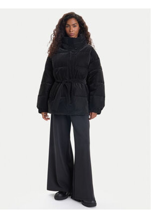 EA7 Emporio Armani Kurtka zimowa 7W000652 AF16078 UC001 Czarny Regular Fit. Kolor: czarny. Materiał: syntetyk. Sezon: zima