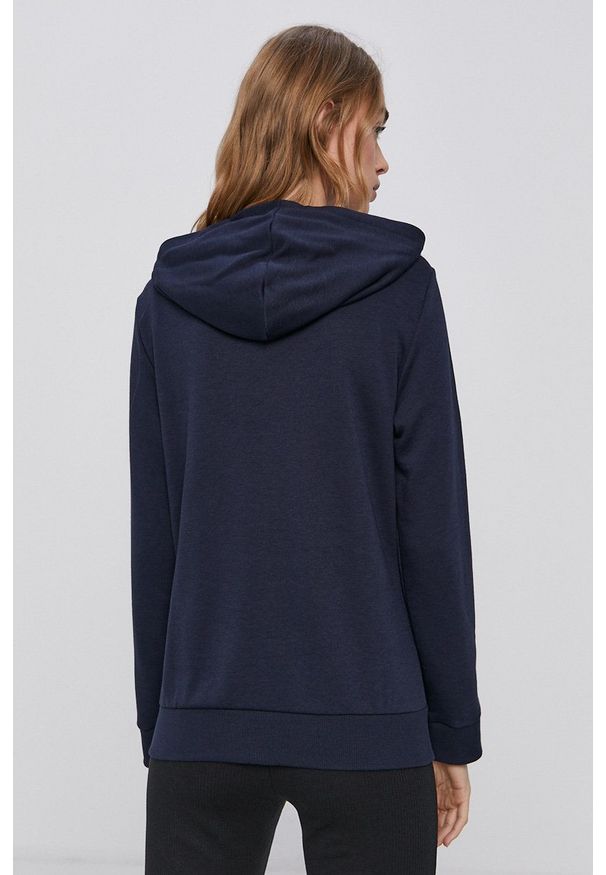 Adidas - adidas Bluza damska kolor granatowy z kapturem gładka. Okazja: na co dzień. Typ kołnierza: kaptur. Kolor: niebieski. Materiał: dzianina, bawełna. Wzór: gładki. Styl: casual