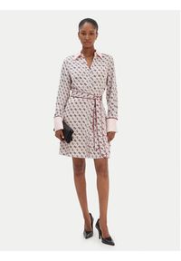 Guess Sukienka koszulowa W6RK90 WF1T2 Różowy Regular Fit. Kolor: różowy. Materiał: syntetyk. Typ sukienki: koszulowe #5