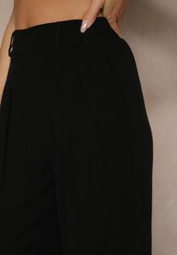 Renee - Czarne Spodnie z Bawełną i Lnem High Waist o Szerokim Kroju Turina. Okazja: na co dzień. Stan: podwyższony. Kolor: czarny. Materiał: bawełna, len. Styl: klasyczny, casual