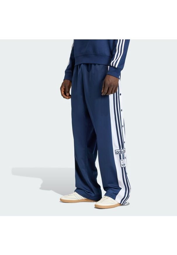 Adidas - adidas Spodnie dresowe Adibreak Classic KD1515 Granatowy Regular Fit. Kolor: niebieski. Materiał: syntetyk