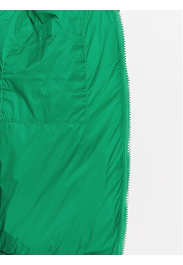 United Colors of Benetton - United Colors Of Benetton Kurtka zimowa 2NIWUN038 Zielony Regular Fit. Kolor: zielony. Materiał: syntetyk. Sezon: zima