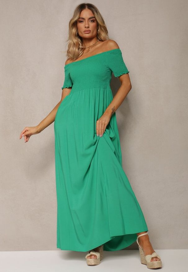 Renee - Zielona Sukienka Bawełniana z Rozkloszowanym Dołem i Hiszpańskim Dekoltem Barino. Okazja: na spacer. Kolor: zielony. Materiał: bawełna. Sezon: lato. Typ sukienki: rozkloszowane