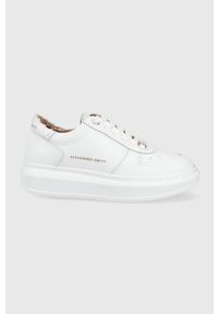 Alexander Smith sneakersy skórzane Cambridge kolor biały. Nosek buta: okrągły. Zapięcie: sznurówki. Kolor: biały. Materiał: skóra. Obcas: na platformie