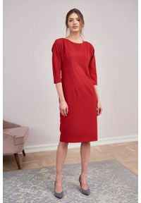 Marie Zélie - Sukienka Milena krepa wiskozowa malinowa czerwień. Kolor: czerwony, różowy, wielokolorowy. Materiał: wiskoza. Typ sukienki: proste #5
