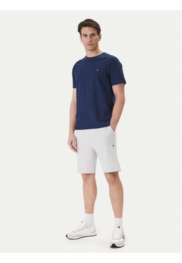 TOMMY HILFIGER - Tommy Hilfiger Szorty sportowe UM0UM03452 Szary Regular Fit. Kolor: szary. Materiał: bawełna. Styl: sportowy