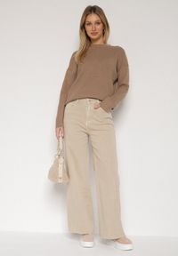 Born2be - Beżowe Jeansy o Szerokim Kroju z Wysokim Stanem Xilnee. Okazja: na co dzień, na spotkanie biznesowe. Stan: podwyższony. Kolor: beżowy. Długość: długie. Styl: casual, biznesowy, elegancki, klasyczny #3