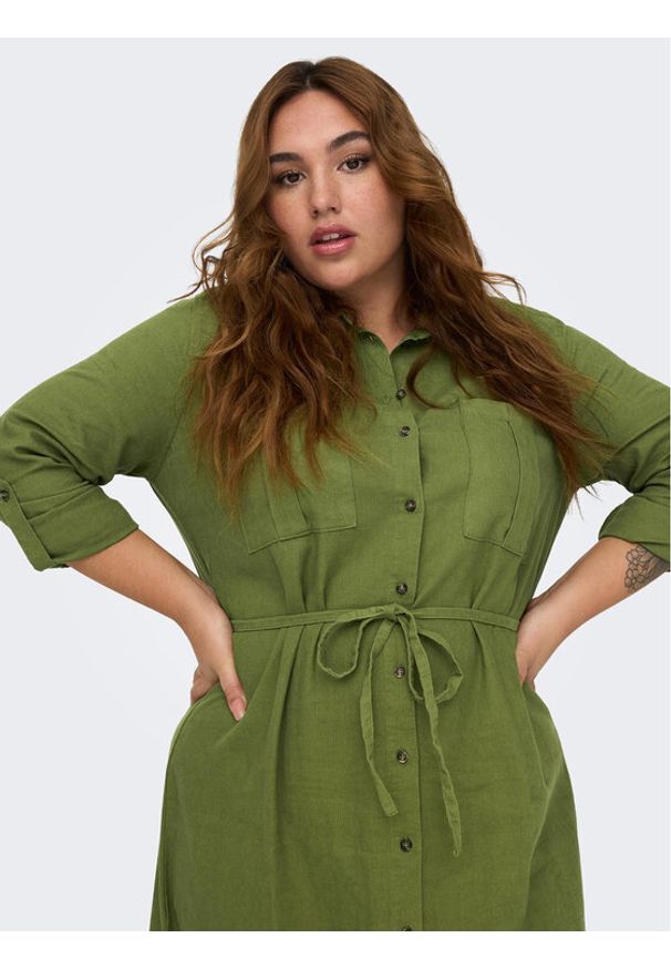 ONLY Carmakoma Sukienka koszulowa 15281039 Zielony Relaxed Fit. Kolor: zielony. Typ sukienki: koszulowe