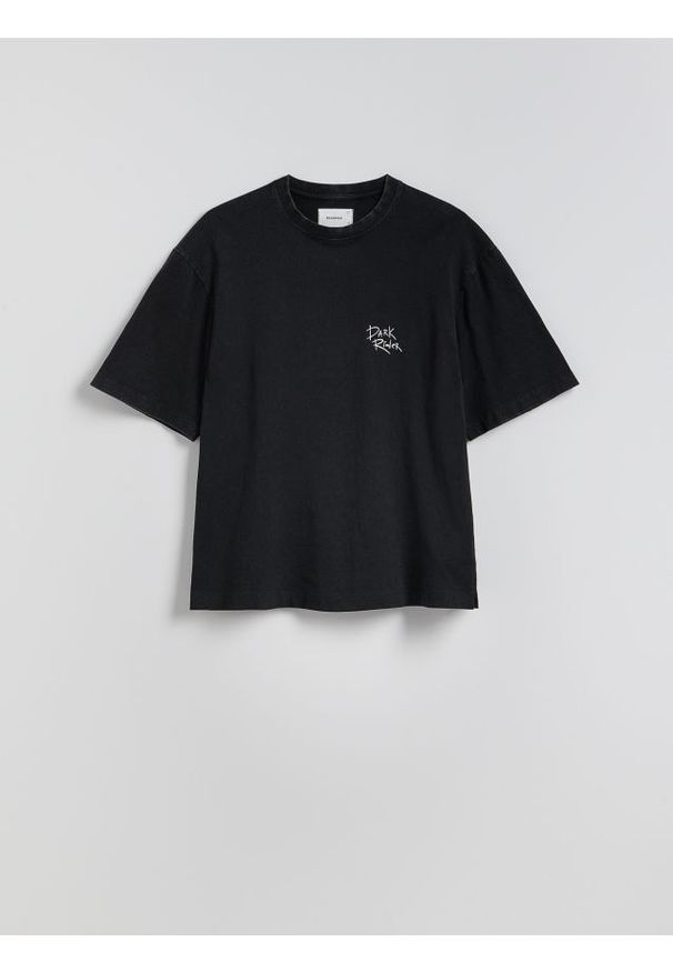 Reserved - T-shirt loose z nadrukiem - czarny. Kolor: czarny. Materiał: bawełna, dzianina. Wzór: nadruk