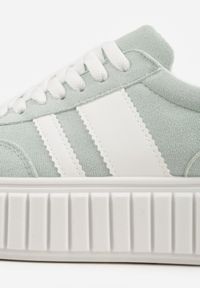 Born2be - Zielone Sneakersy na Grubej Podeszwie z Tłoczeniem i Ozdobnymi Paskami Ralis. Okazja: na co dzień. Zapięcie: pasek. Kolor: zielony. Materiał: jeans, dresówka #4