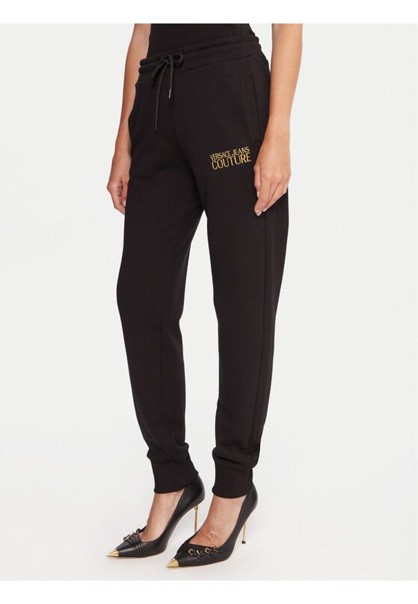 Versace Jeans Couture Spodnie dresowe 79HAAT06 CF01T Czarny Regular Fit. Kolor: czarny. Materiał: bawełna