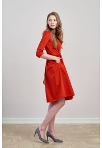 Marie Zélie - Sukienka Melia bawełna z elastanem czerwień. Typ kołnierza: kokarda. Kolor: czerwony. Materiał: bawełna, elastan. Styl: klasyczny #7